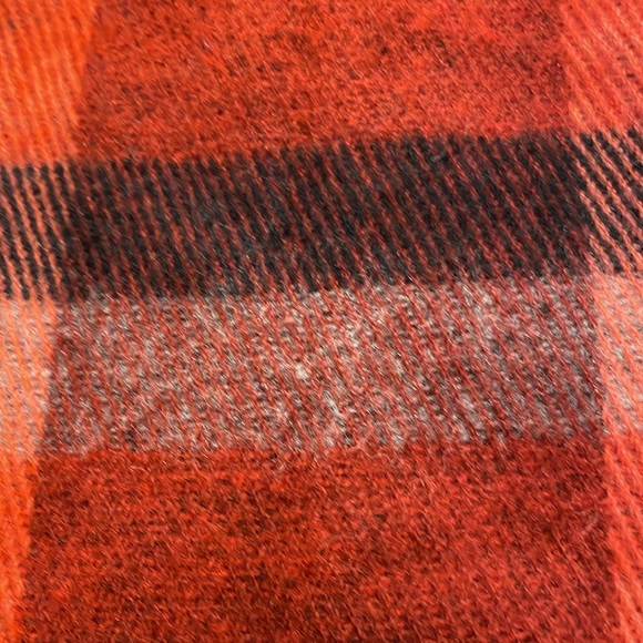 Simon Blanket Scarf - Picture 2 of 3